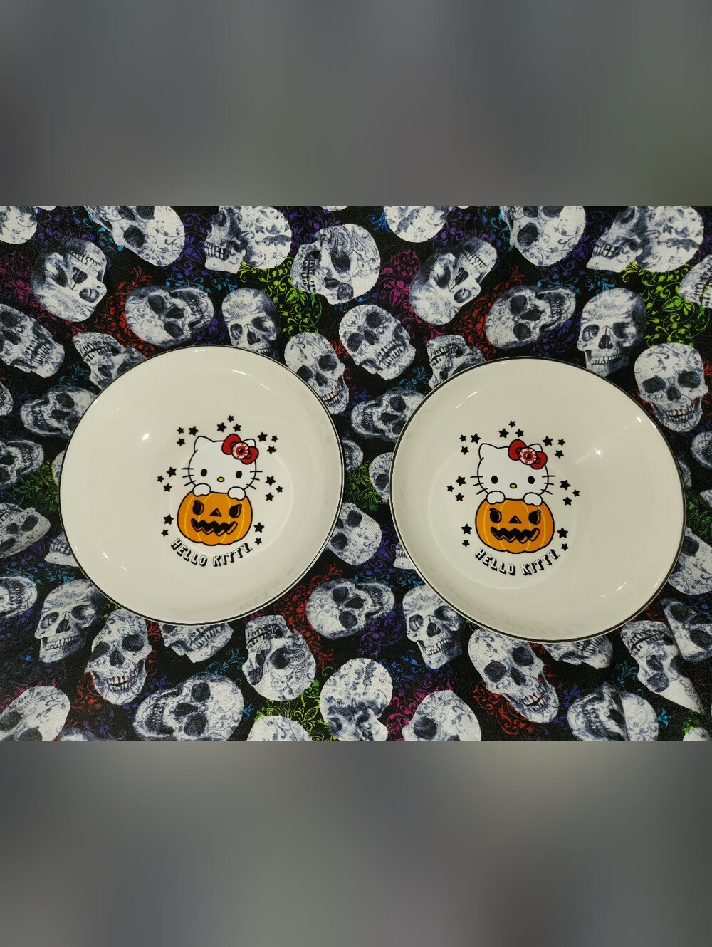 Hello Kitty Halloween Bowls Set Of 2 Ceramic New